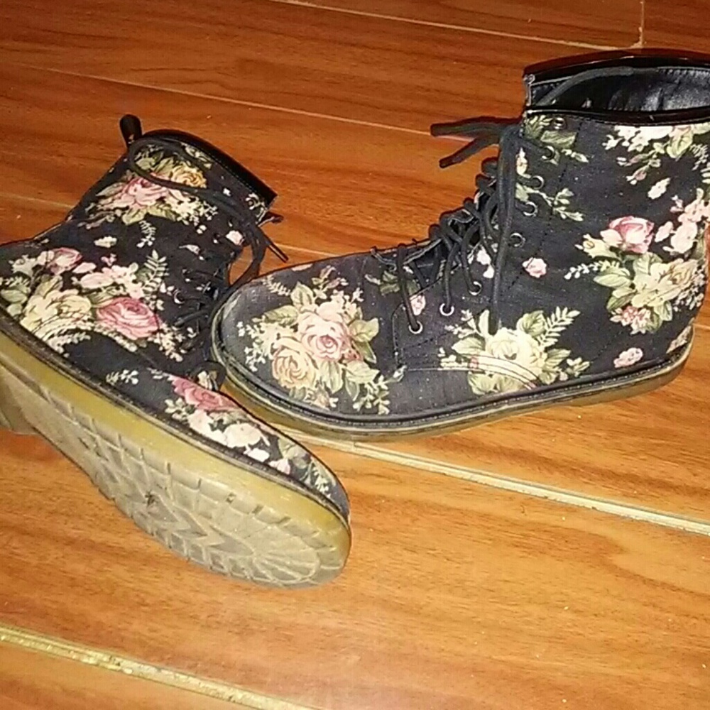 Floral combat boots